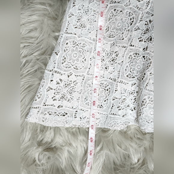 White lace dress size 14. - Picture 4 of 6